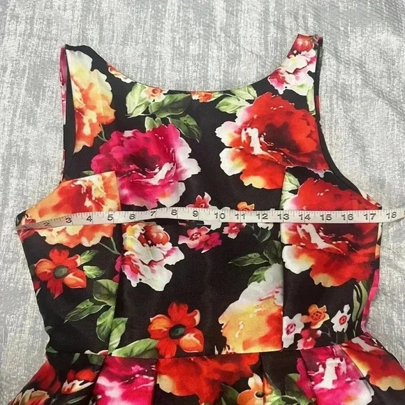 Women’s retro inspired cottage core floral Aline dress - Picture 8 of 13